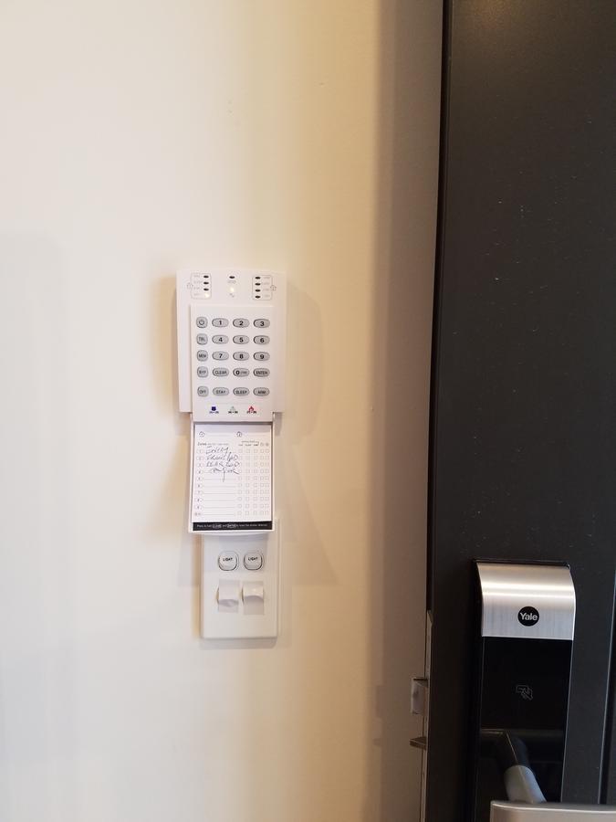 New Smart Home Nearby Plaza Auckland Buitenkant foto