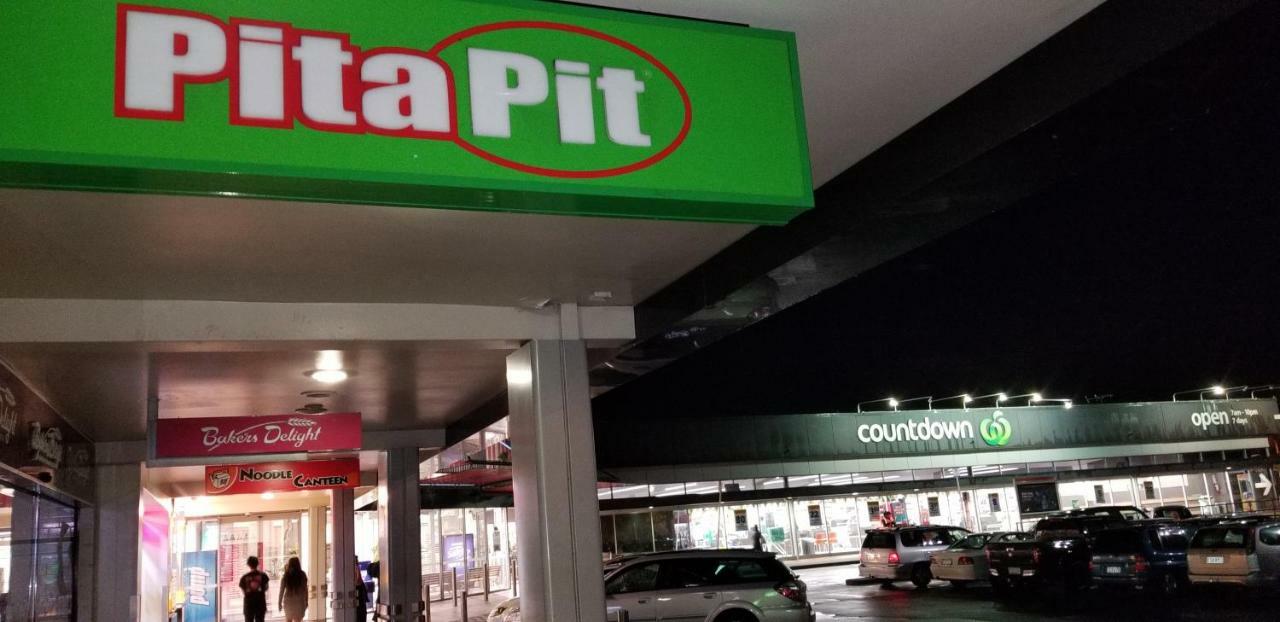New Smart Home Nearby Plaza Auckland Buitenkant foto
